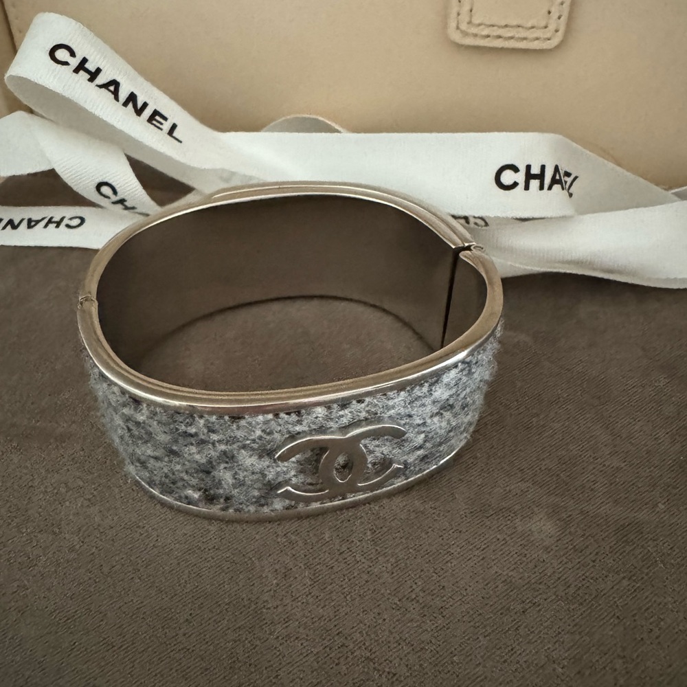 Chanel Cuff - Picture 4 of 11